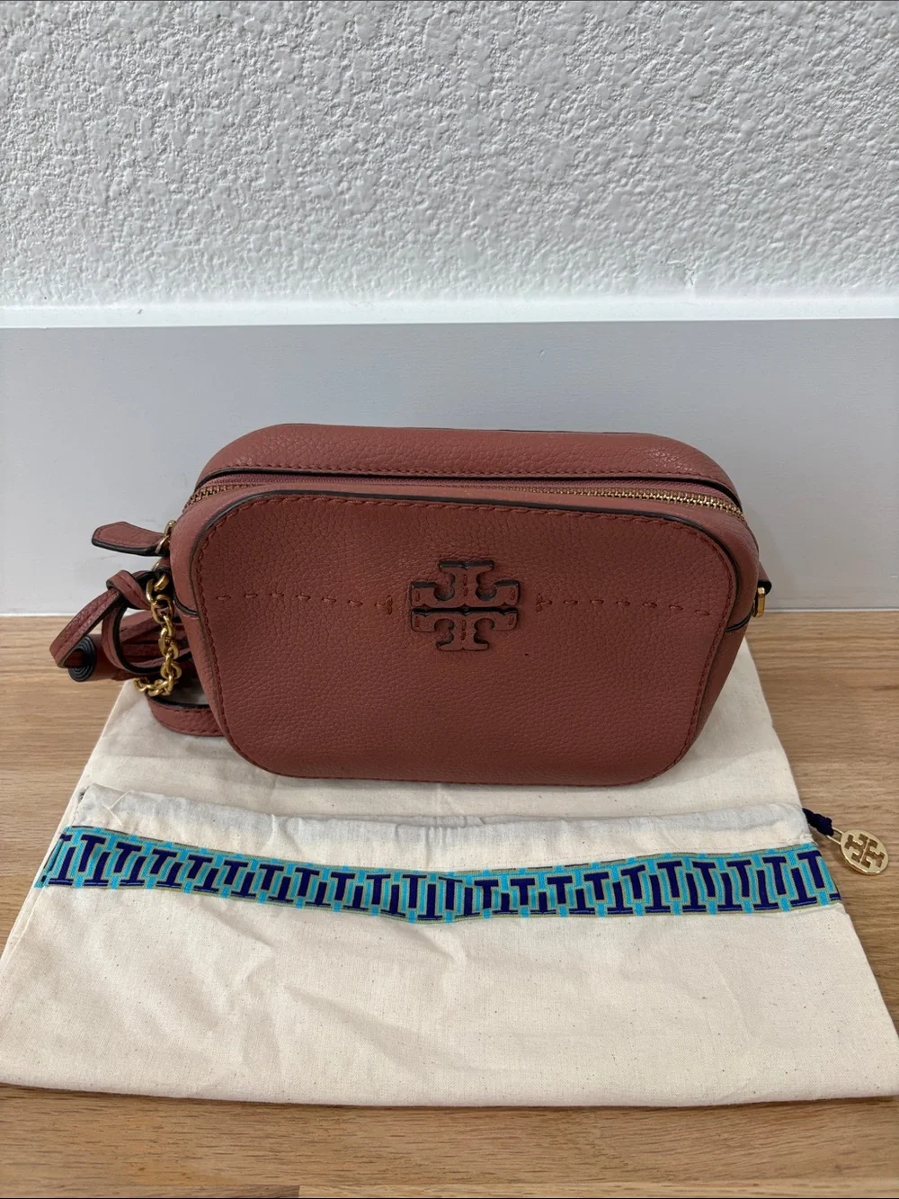 Tory Burch McGraw Mauve Pink Pebbled Leather Crossbody Camera Bag